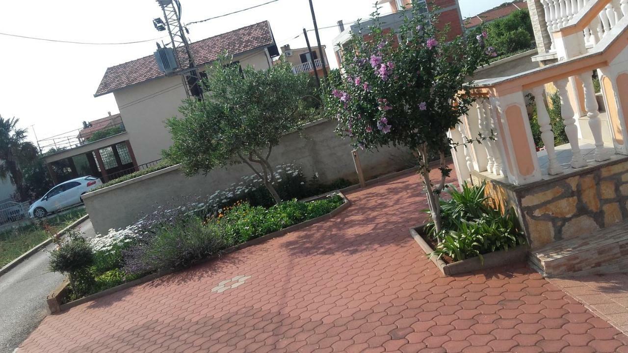 ビビニェHouse Kalepinアパートメント エクステリア 写真